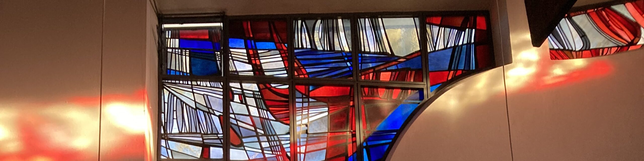 Glasfenster in der Klosterkapelle